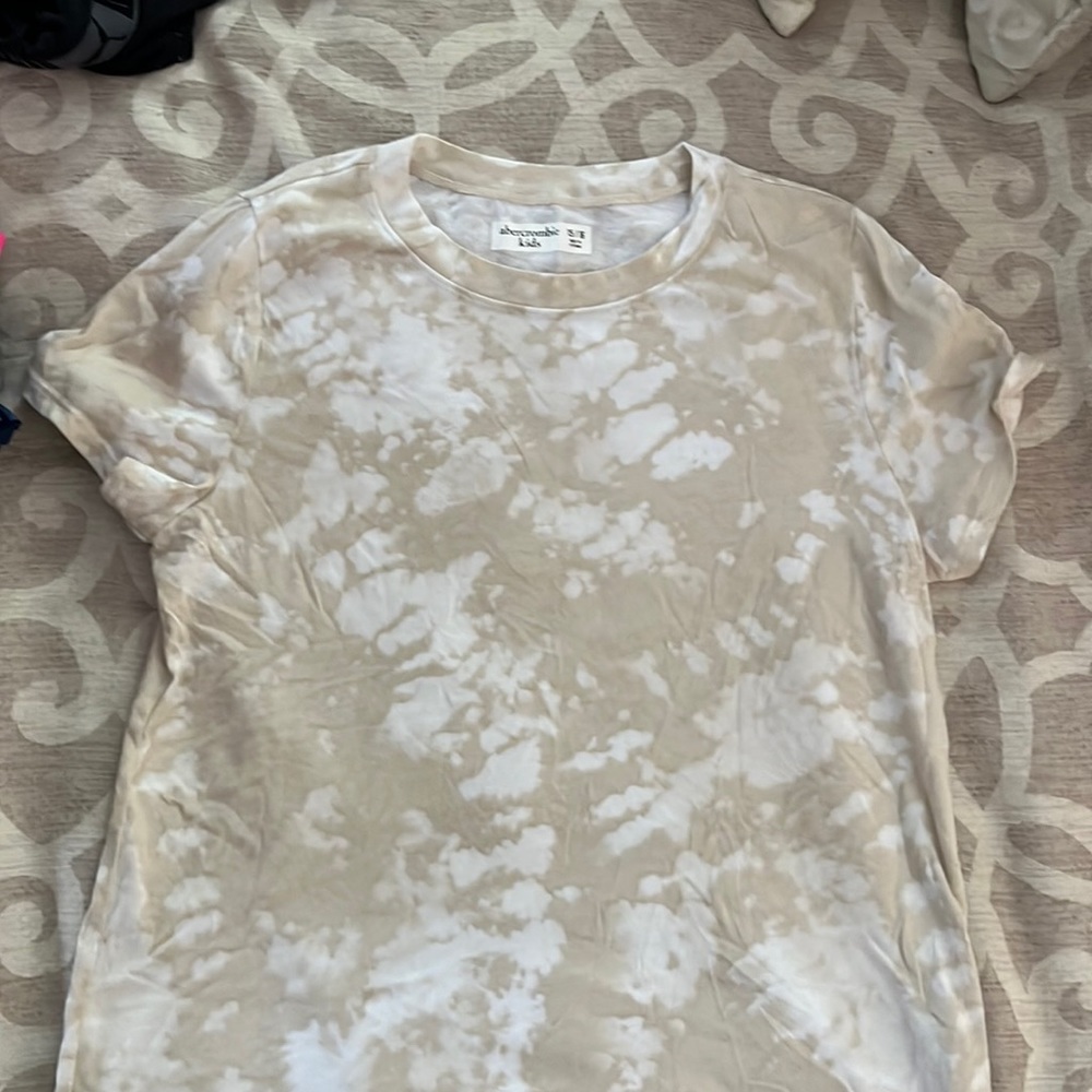 Abercrombie kids shirt